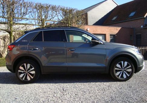 Volkswagen T-Roc, 2025