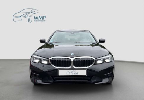 BMW 318, 2021