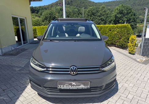 Volkswagen Touran, 2020 3