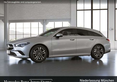 Mercedes-Benz CLA 200, 2023 3