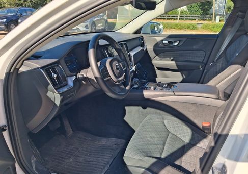 Volvo V60, 2024