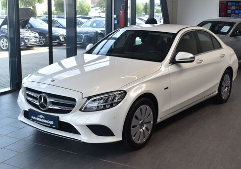 Mercedes-Benz C 300, 2021