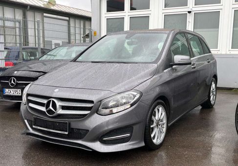 Mercedes-Benz B 180, 2017