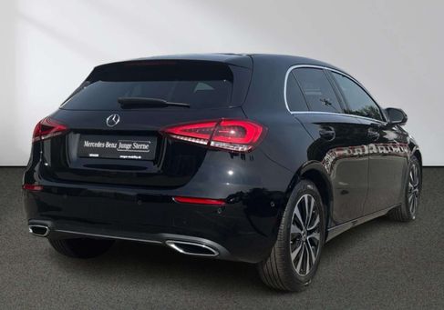 Mercedes-Benz A 200, 2022