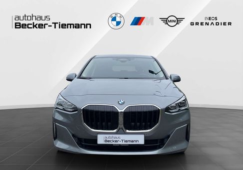 BMW 220, 2023 2