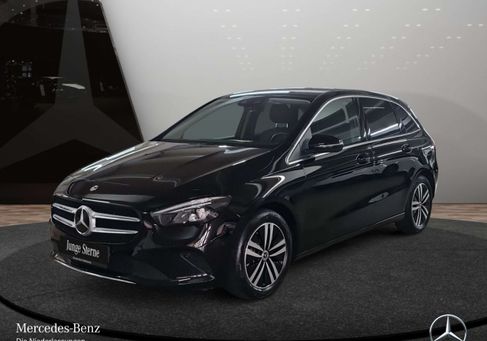 Mercedes-Benz B 250, 2022