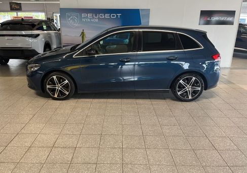Mercedes-Benz B 180, 2020