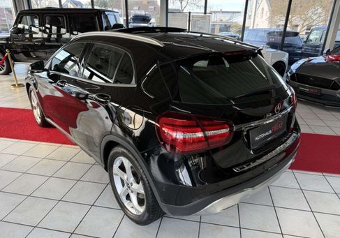 Mercedes-Benz GLA 200, 2019