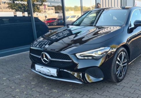 Mercedes-Benz CLA 180, 2023
