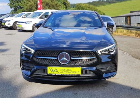 Mercedes-Benz CLA 200, 2022
