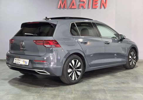 Volkswagen Golf, 2024 3