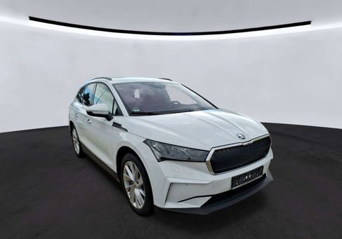 Skoda Enyaq, 2022 3
