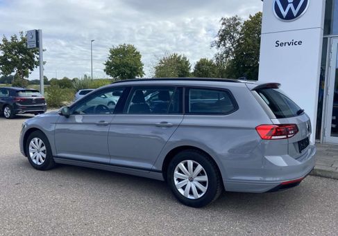 Volkswagen Passat Variant, 2023 3
