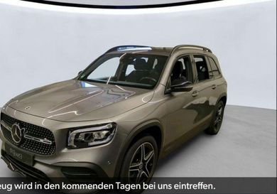 Mercedes-Benz GLB 180, 2023