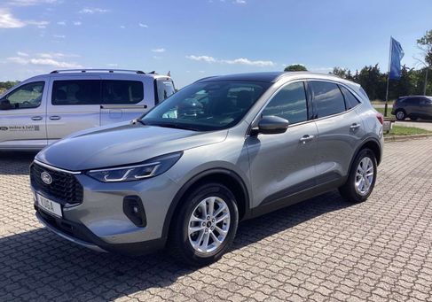 Ford Kuga, 2025