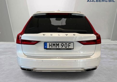 Volvo V90 Cross Country, 2020 3