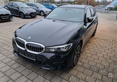 BMW 318, 2021