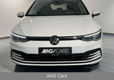 Volkswagen Golf, 2022