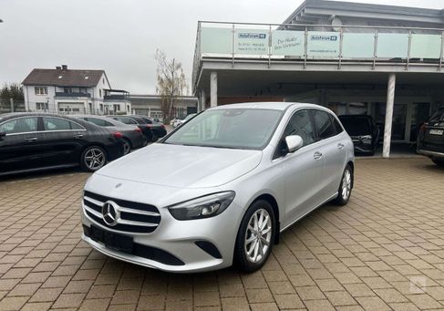 Mercedes-Benz B 180, 2019