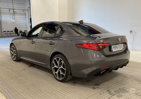 Alfa Romeo Giulia, 2018