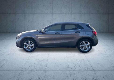 Mercedes-Benz GLA 200, 2017