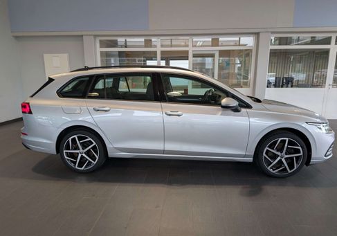 Volkswagen Golf, 2021