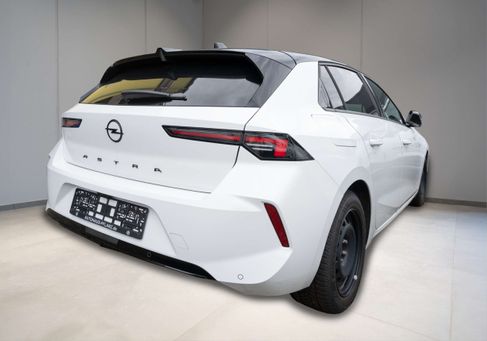 Opel Astra, 2024 3