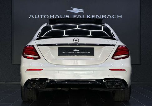 Mercedes-Benz E 220, 2019