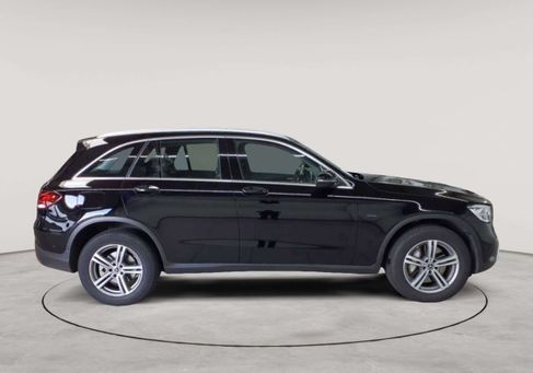 Mercedes-Benz GLC 300, 2021 3