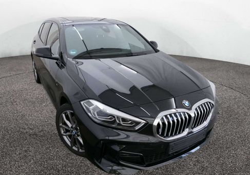 BMW 118, 2024 2