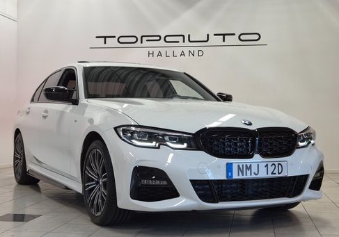 BMW 330, 2021