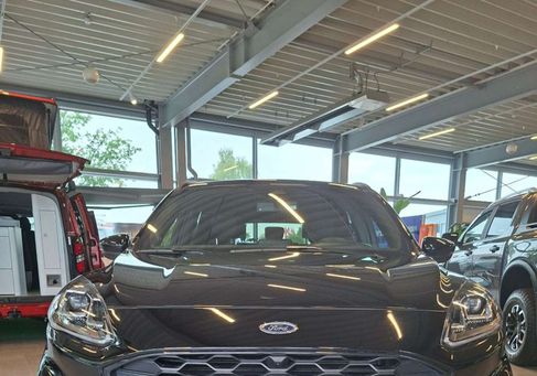 Ford Kuga, 2022