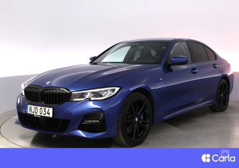 BMW 330, 2021