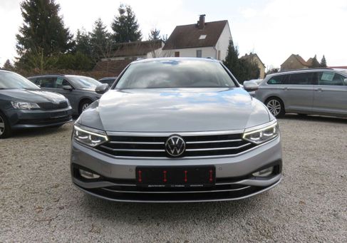 Volkswagen Passat Variant, 2023