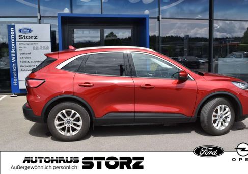 Ford Kuga, 2022