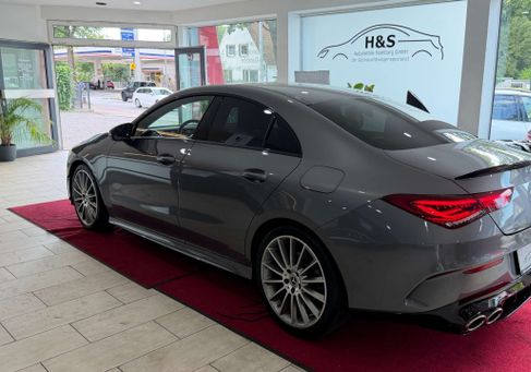 Mercedes-Benz CLA 200, 2022