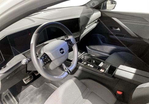 Opel Astra, 2024