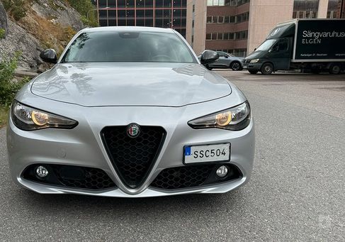 Alfa Romeo Giulia, 2017