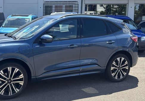 Ford Kuga, 2022