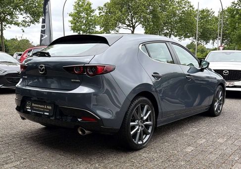 Mazda 3, 2021