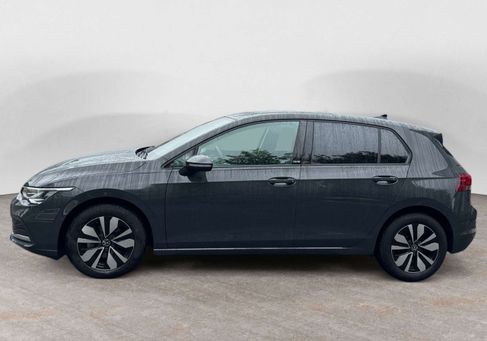 Volkswagen Golf, 2024 3
