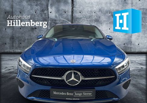 Mercedes-Benz A 200, 2025