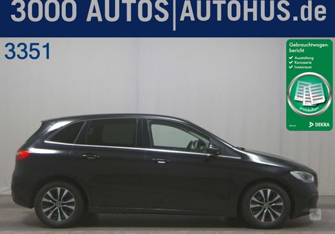 Mercedes-Benz B 200, 2022