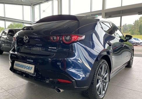 Mazda 3, 2025