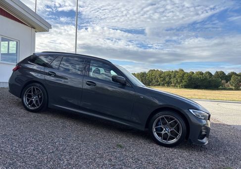 BMW 330, 2021 2