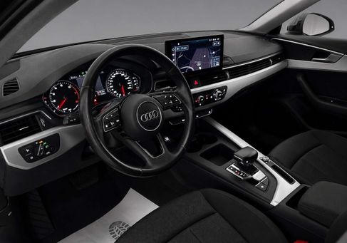 Audi A4, 2022