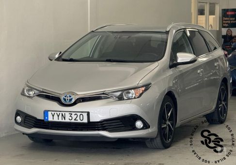 Toyota Auris Touring Sports, 2017