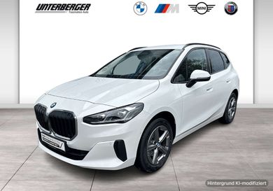 BMW 220, 2025