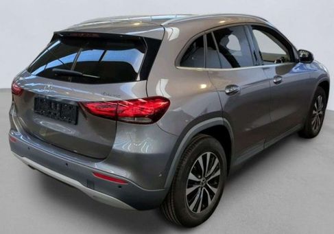 Mercedes-Benz GLA 200, 2021 2