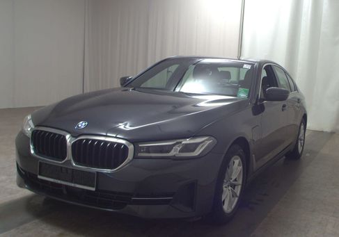 BMW 530, 2021